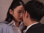 與男學生反覆發生性愛的人妻教師 本莊鈴